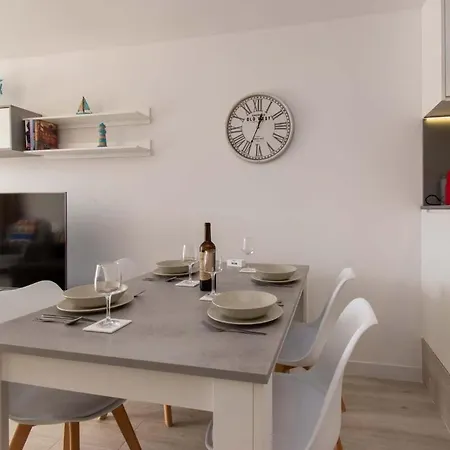 Parque Santiago Ii 79 - Two Bed Apartment